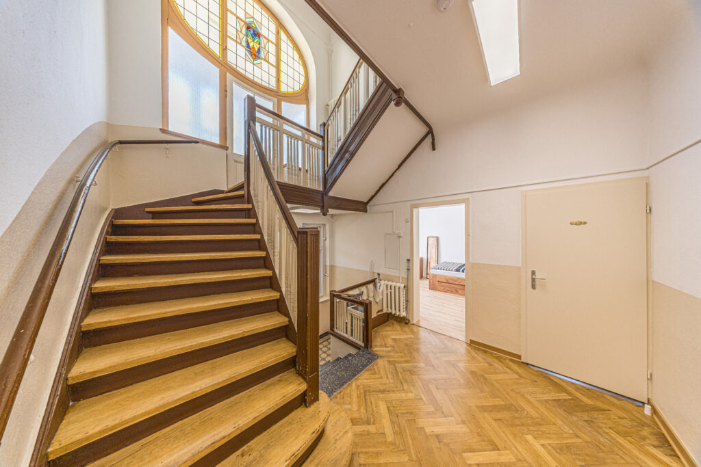 JUWO Leipzig - Kommunales Jugendwohnen, Bochumer Straße, Treppenhaus