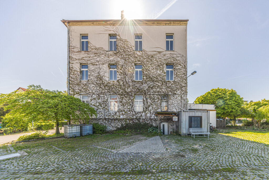 JUWO Leipzig - Kommunales Jugendwohnen, Engelsdorfer Straße, Außenansicht